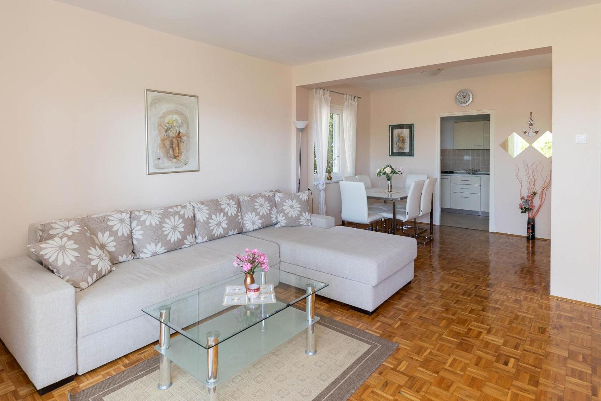 Apartments Nada Selce Ruang foto